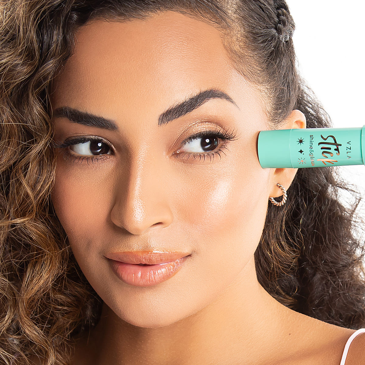 Shine And Glow – Iluminador Em Stick – Vizzela